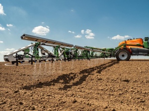 Amazone UX SmartSprayer  Spot Farming в работе на высшем уровне