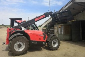 Телескопический погрузчик Manitou MLT-X 737-130 PS+ пополнил современный парк техники партнера компании "Кузница" ООО "Архангельское"